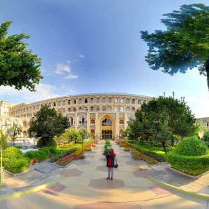 hotel abbasi isfahan